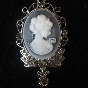 Vintage Victorian Style Silvertone Marcasite Cameo Necklace